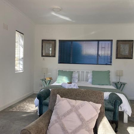 Апартаменты 4 On Belmont Avenue Сомерсет-Уэст Экстерьер фото