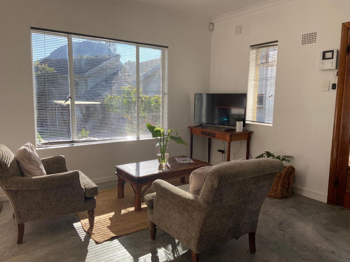 Апартаменты 4 On Belmont Avenue Сомерсет-Уэст Экстерьер фото